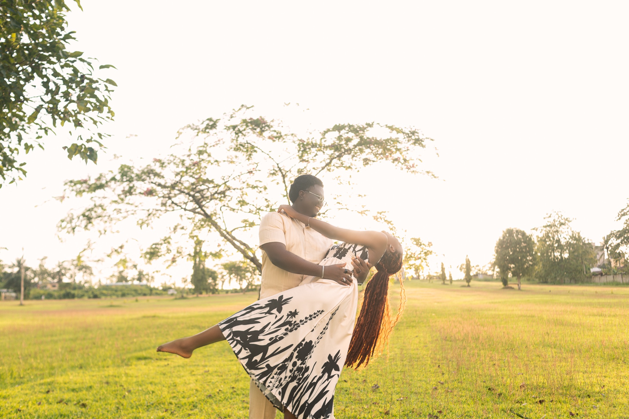 Pre-wedding portrait frame 9 of Esther-Praise and Jeremiah